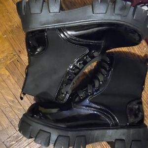 GRUNGE BOOTS